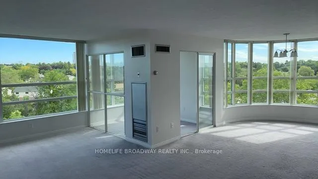 Photo 6 of Unit 722, 7905 Bayview Avenue, Markham, Aileen-Willowbrook — HOMEH