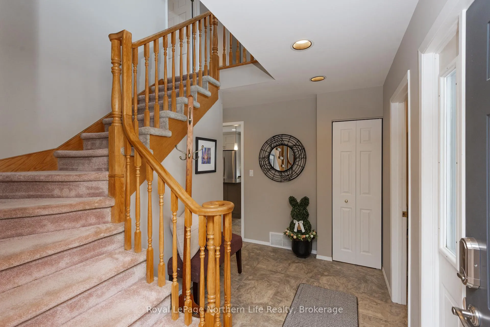 Photo 8 of 30 Gladstone Avenue, North Bay, Ferris — HOMEH