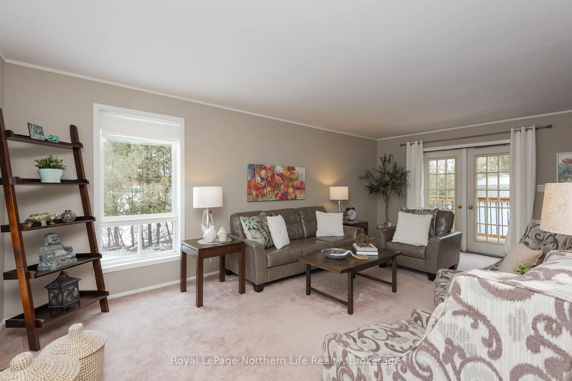 Photo 9 of 30 Gladstone Avenue, North Bay, Ferris — HOMEH