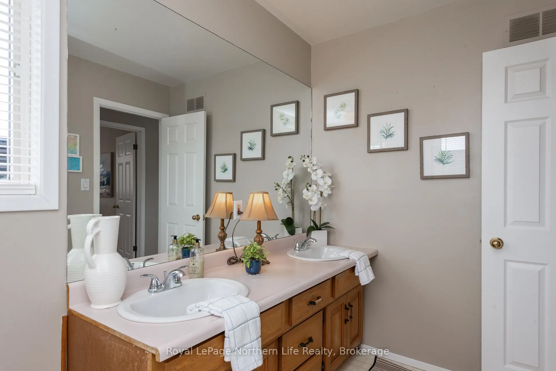 Photo 32 of 30 Gladstone Avenue, North Bay, Ferris — HOMEH