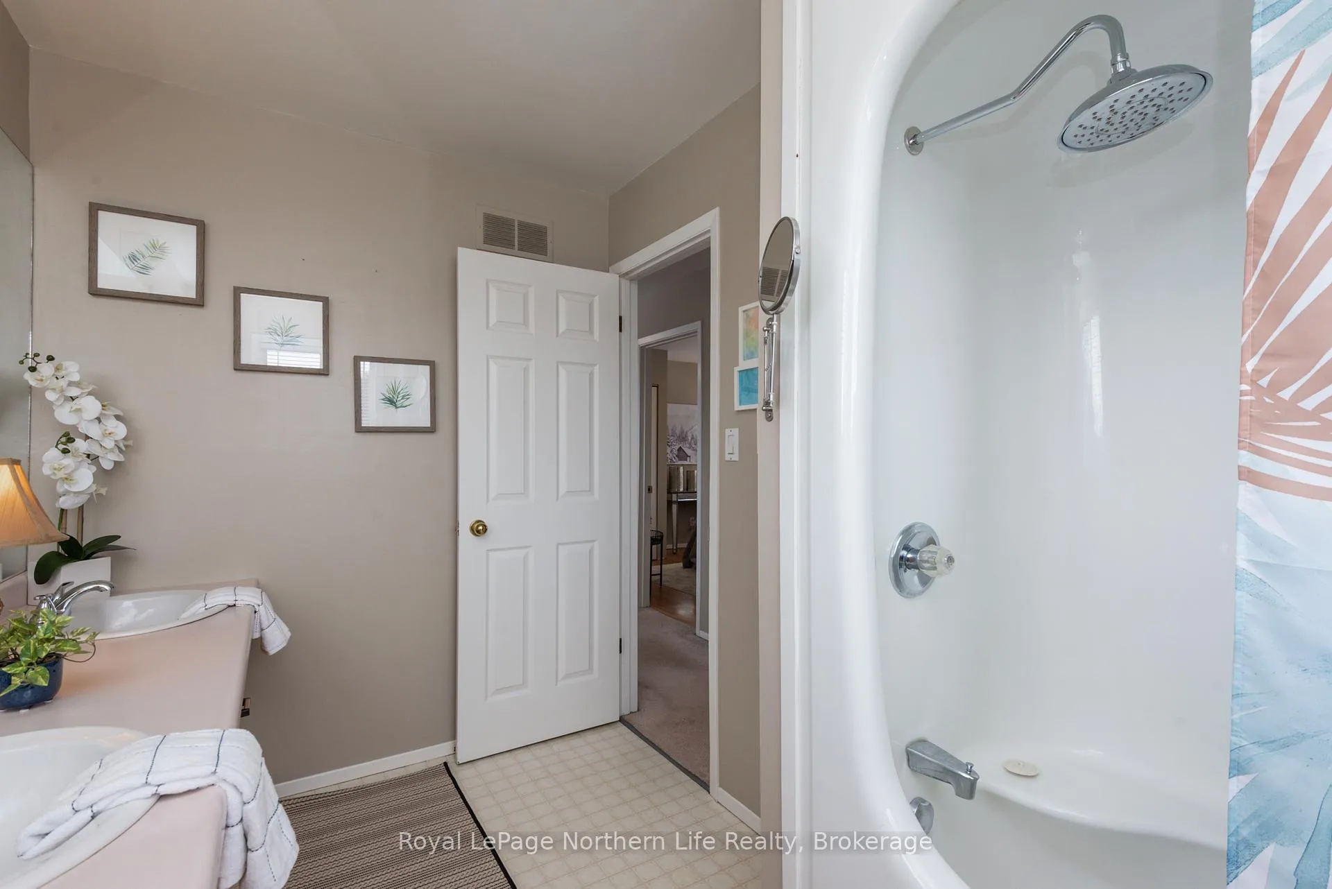 Photo 34 of 30 Gladstone Avenue, North Bay, Ferris — HOMEH