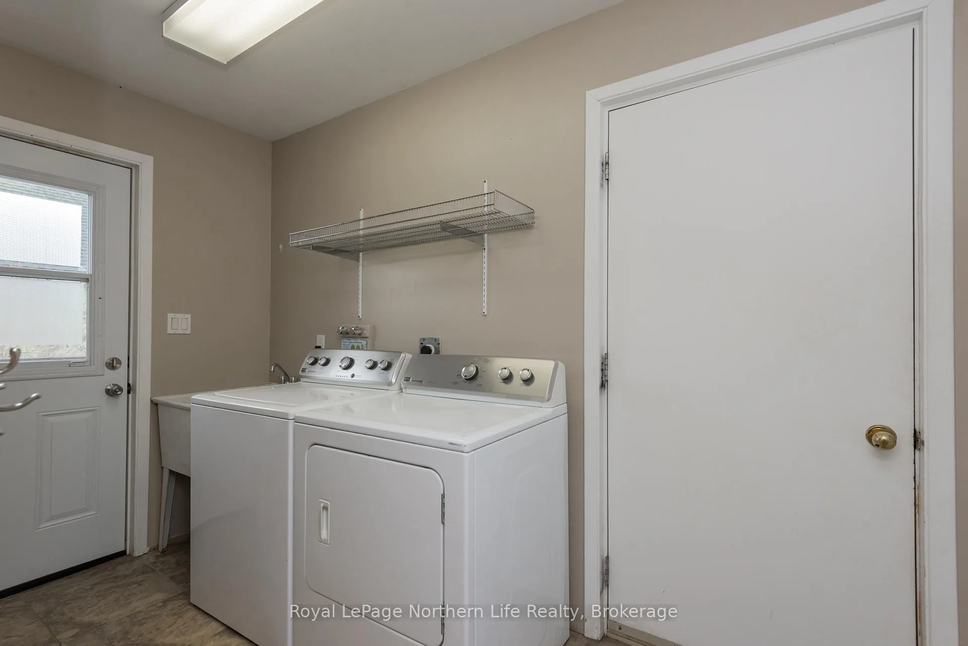 Photo 44 of 30 Gladstone Avenue, North Bay, Ferris — HOMEH