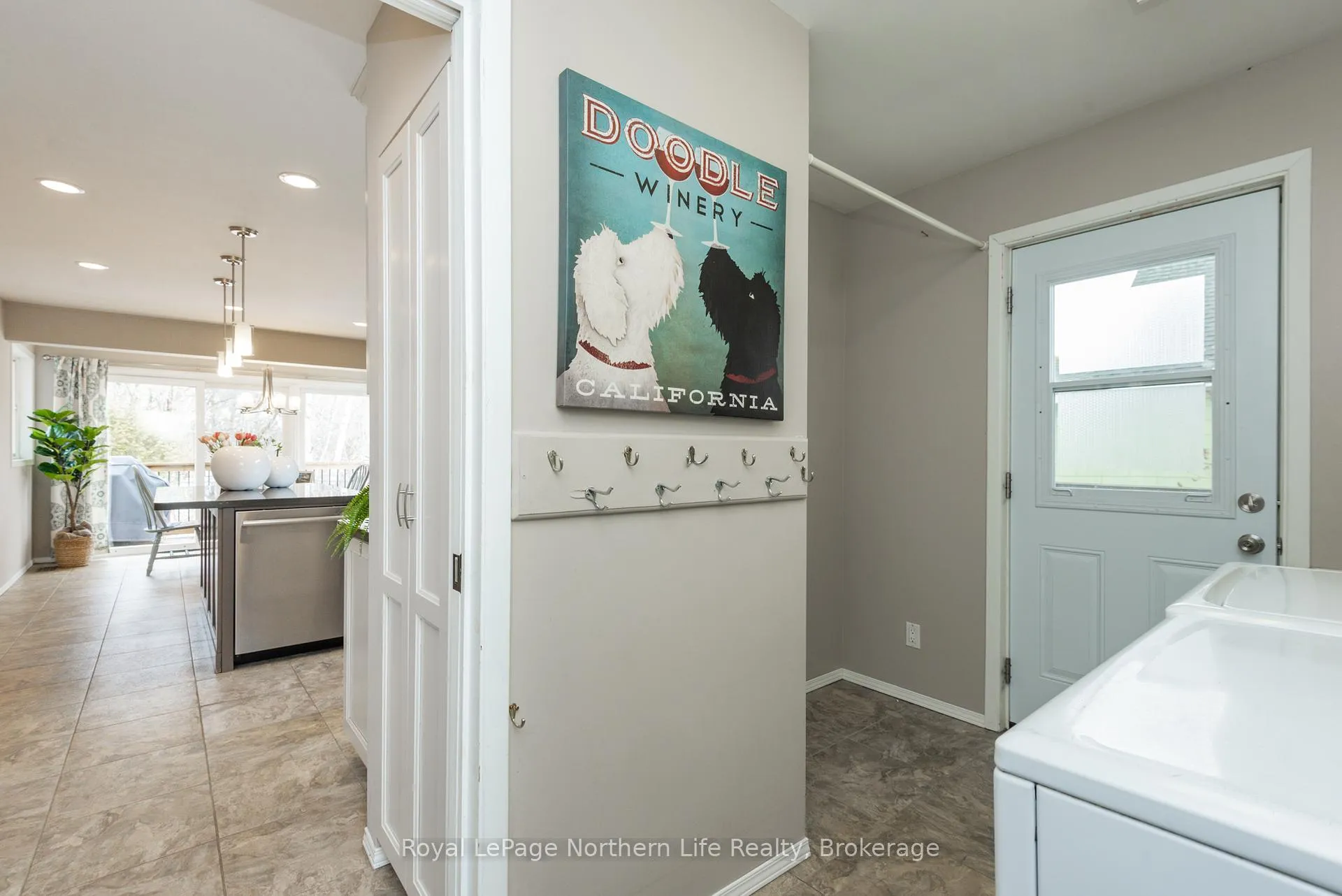 Photo 45 of 30 Gladstone Avenue, North Bay, Ferris — HOMEH