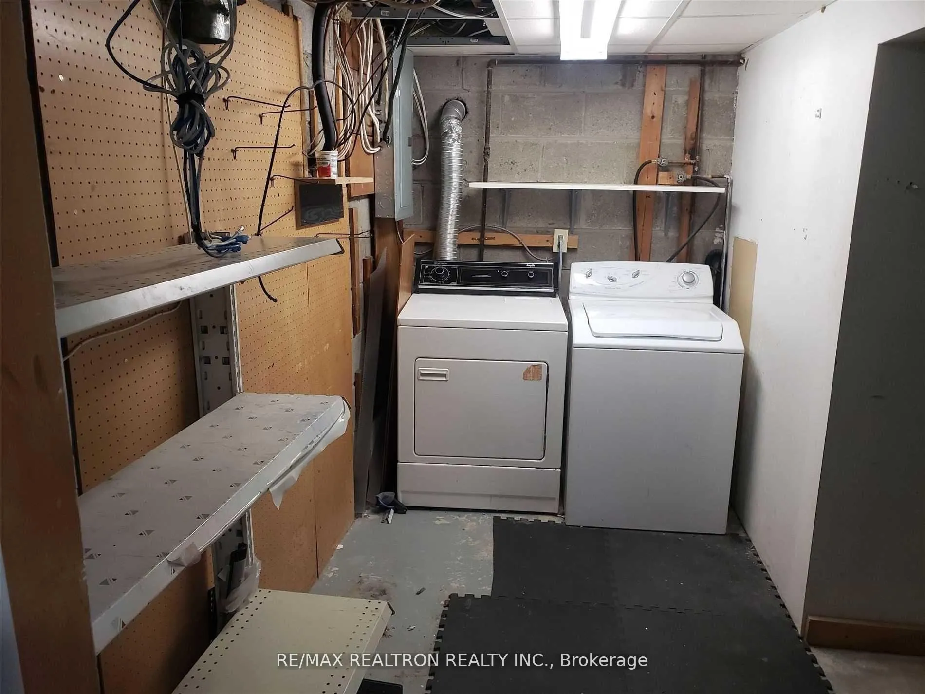 Photo 11 of Unit Lower, 855 Miriam Road, Pickering, Bay Ridges — HOMEH