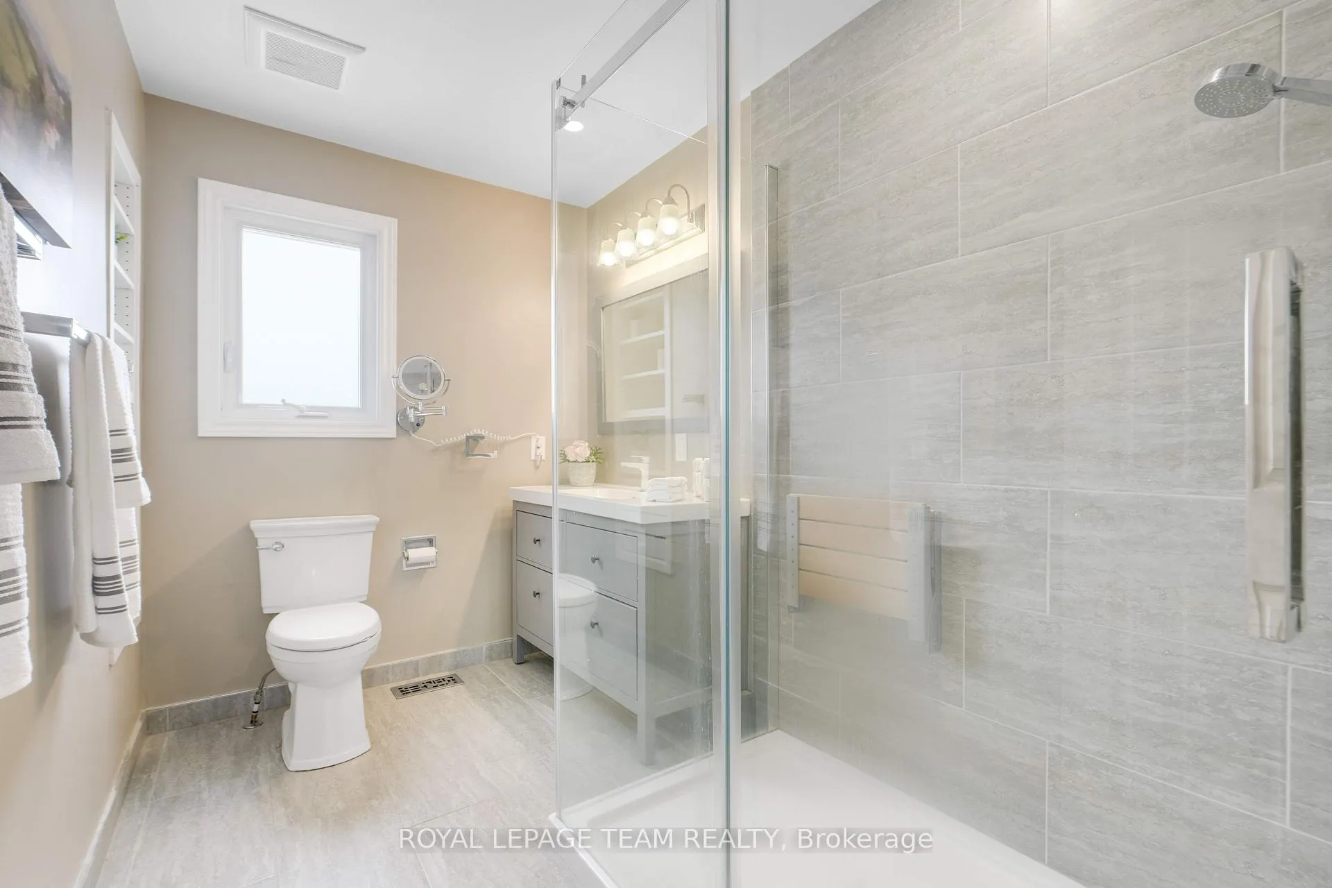 Photo 17 of 49 Vesta Street, Ottawa, Barrhaven - Cedargrove/Fraserdale — HOMEH