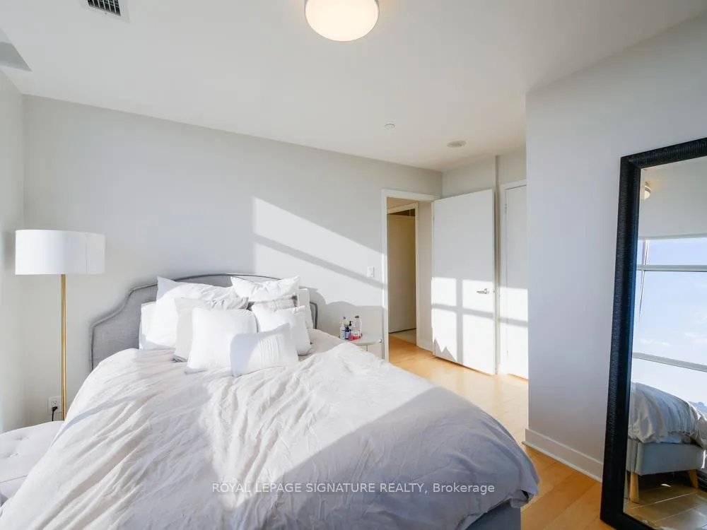 Photo 16 of Unit 1010, 58 Orchard View Boulevard, Toronto, Yonge-Eglinton — HOMEH