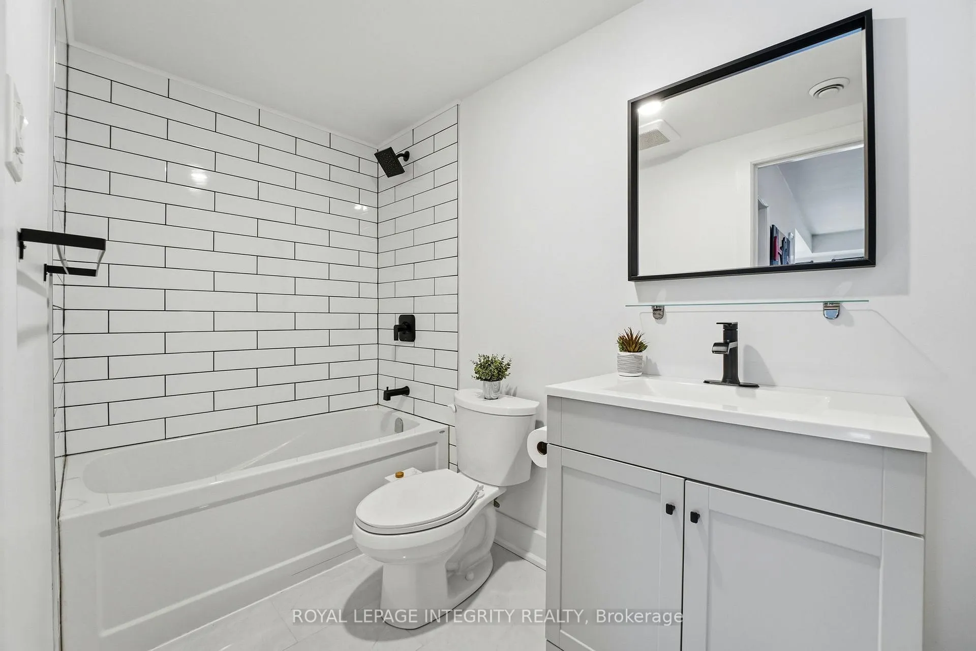 Photo 35 of 88 Porter Street, Ottawa, Stittsville (South) — HOMEH