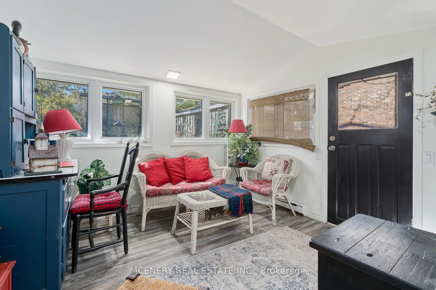 Photo 17 of 22 Lane Street, Guelph, St. George's — HOMEH
