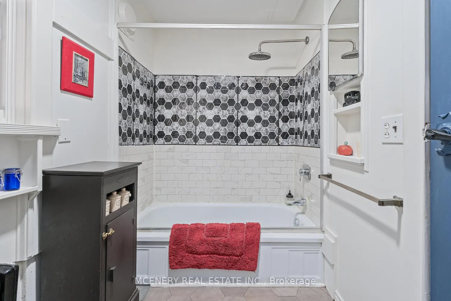Photo 20 of 22 Lane Street, Guelph, St. George's — HOMEH