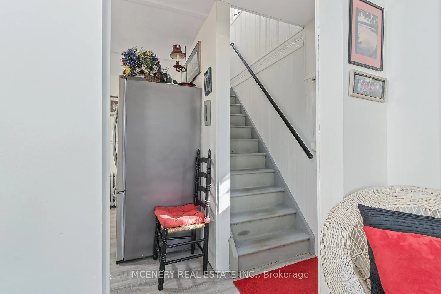Photo 21 of 22 Lane Street, Guelph, St. George's — HOMEH