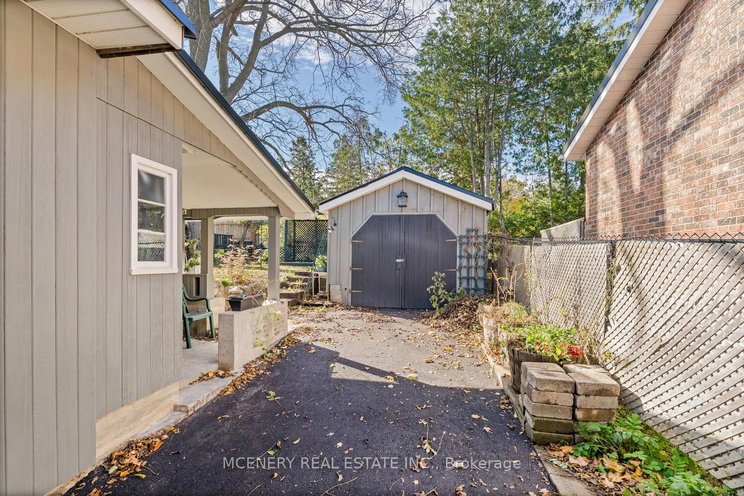 Photo 29 of 22 Lane Street, Guelph, St. George's — HOMEH