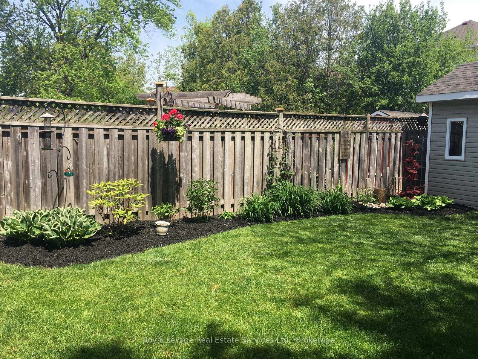 Photo 42 of 667 Lomond Crescent, Burlington, Shoreacres — HOMEH