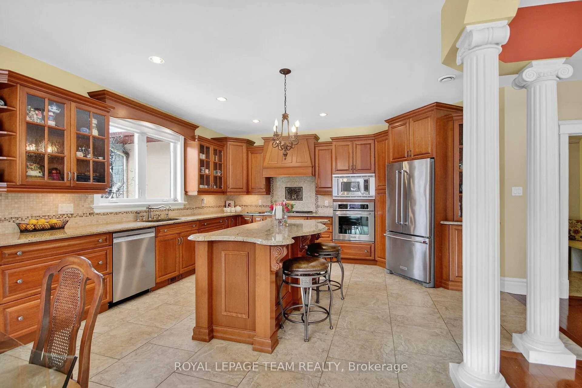 Photo 10 of 104 Sentinel Pine Way, Ottawa, Huntley Ward (South East) — HOMEH