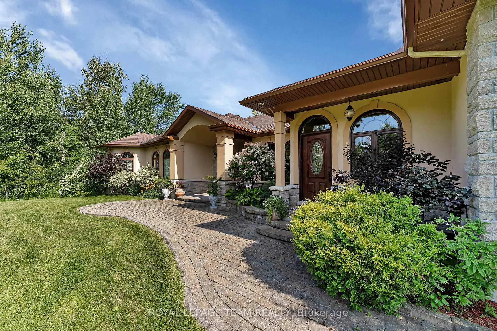Photo 43 of 104 Sentinel Pine Way, Ottawa, Huntley Ward (South East) — HOMEH
