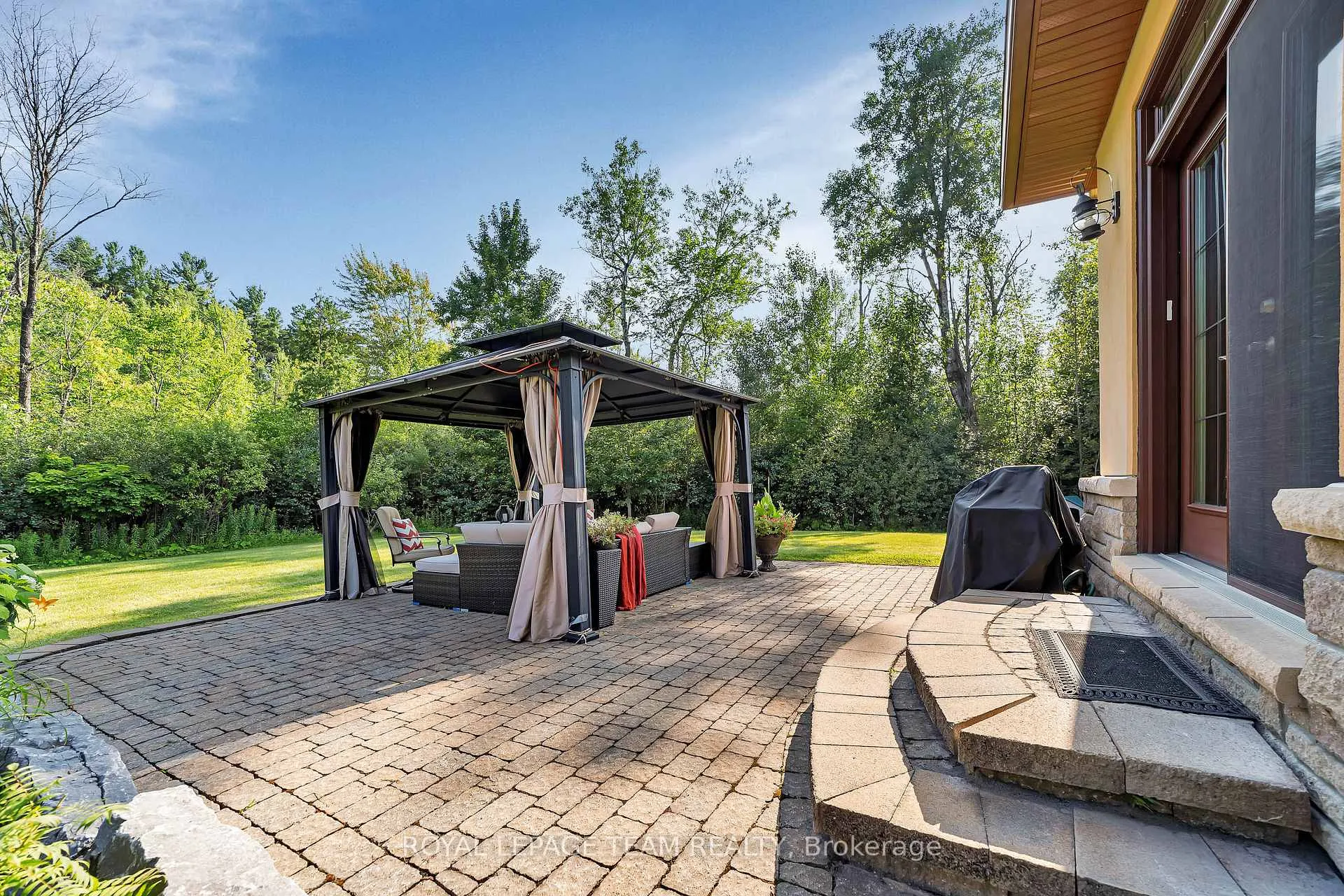 Photo 46 of 104 Sentinel Pine Way, Ottawa, Huntley Ward (South East) — HOMEH