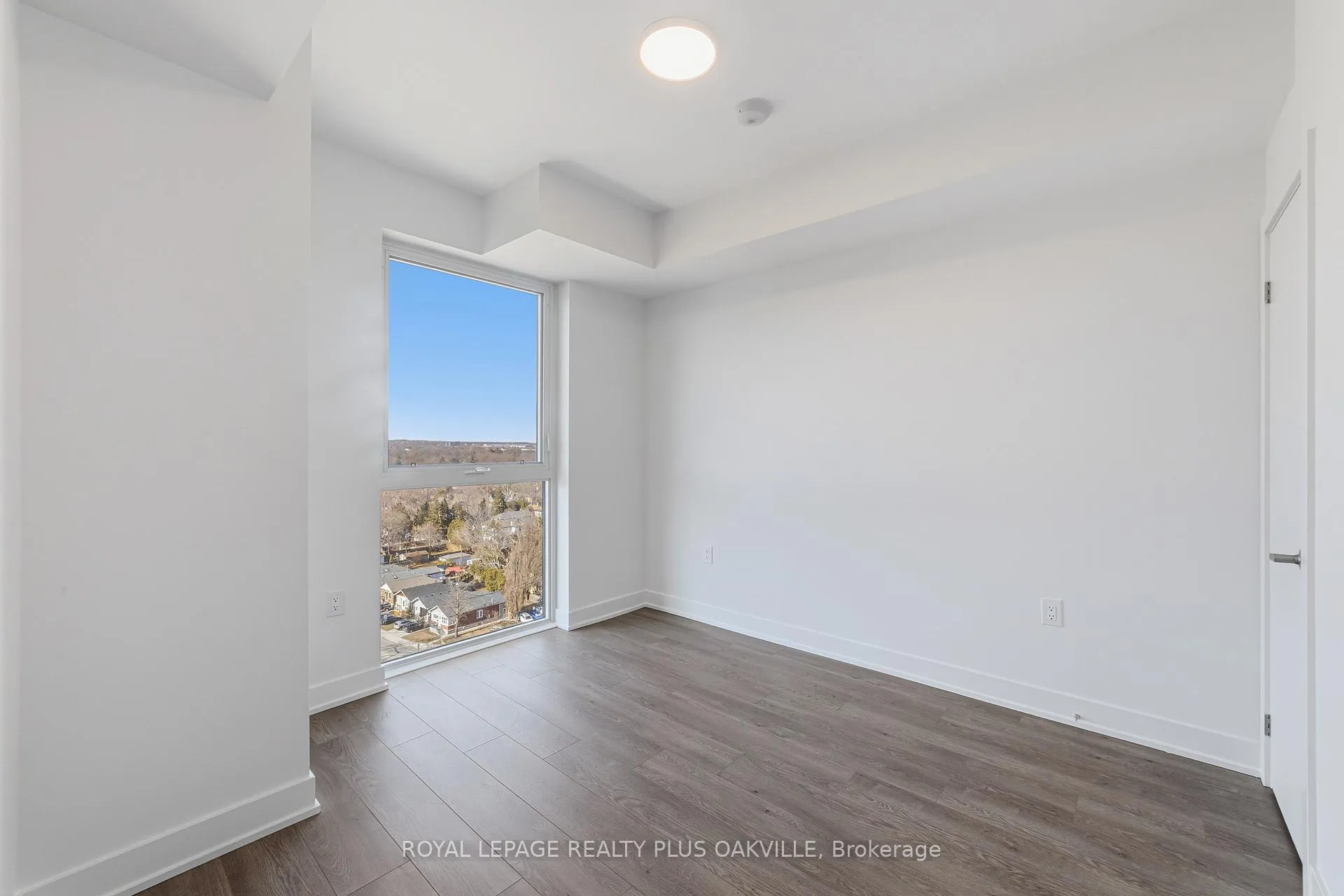 Photo 11 of Unit 1212, 2088 James Street, Burlington, Brant — HOMEH