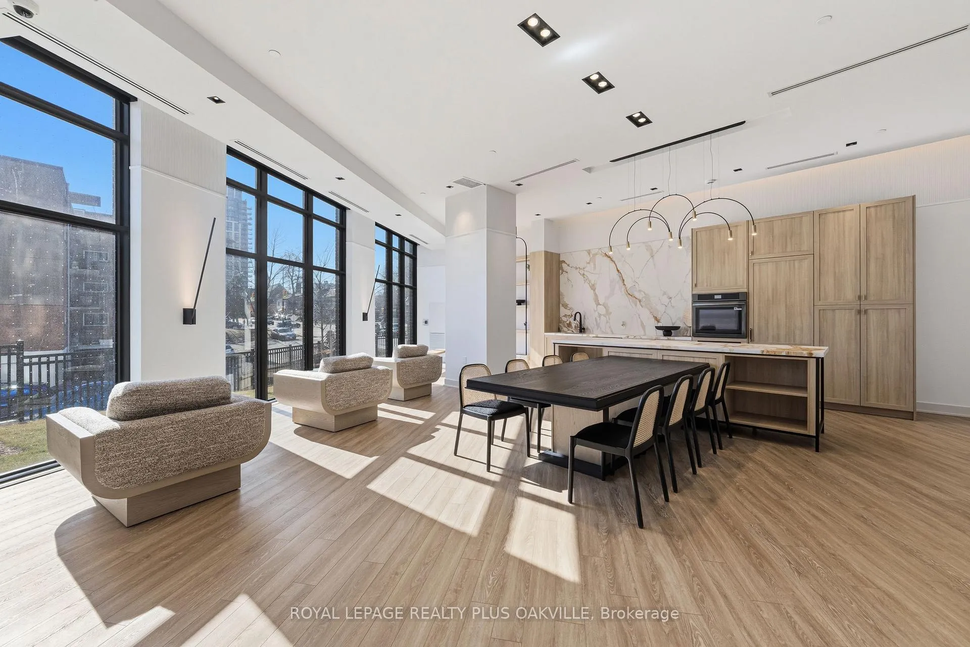 Photo 16 of Unit 1212, 2088 James Street, Burlington, Brant — HOMEH