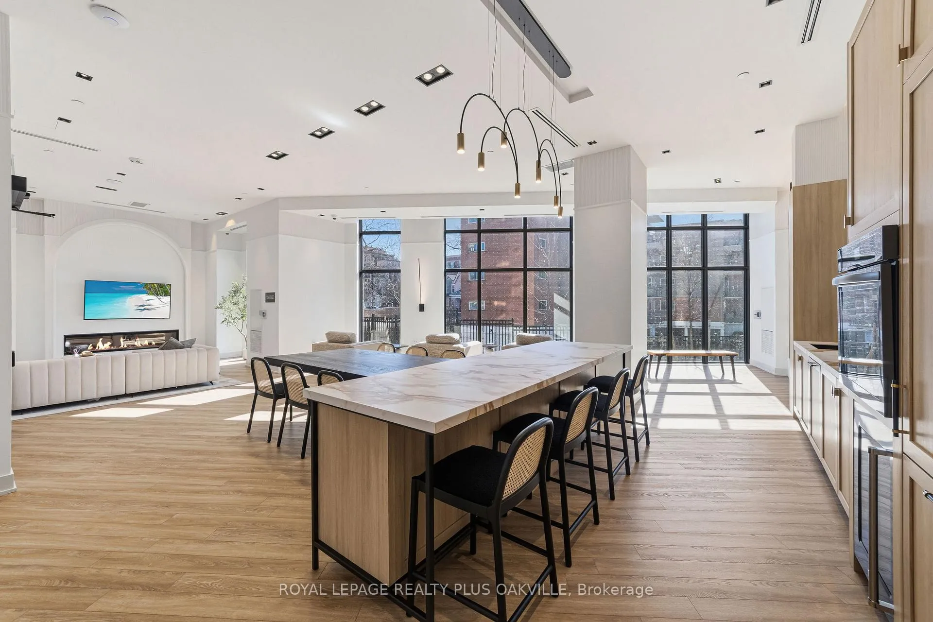 Photo 17 of Unit 1212, 2088 James Street, Burlington, Brant — HOMEH