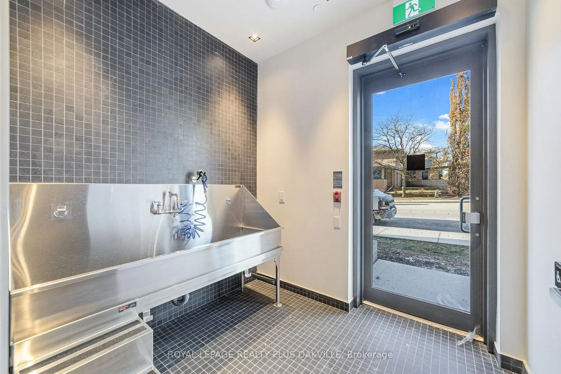 Photo 21 of Unit 1212, 2088 James Street, Burlington, Brant — HOMEH