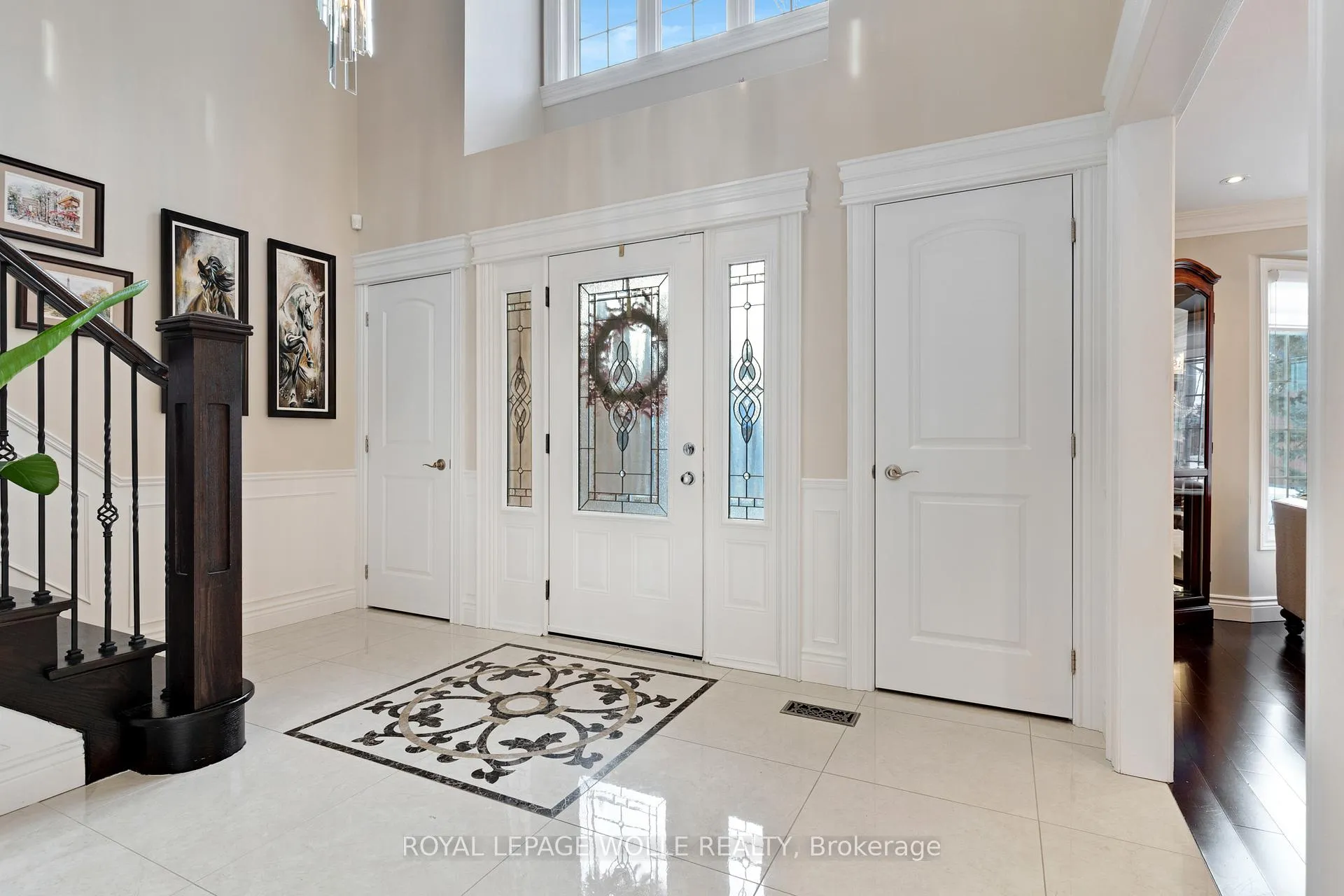 Photo 4 of 585 Wingrove Court, Waterloo — HOMEH