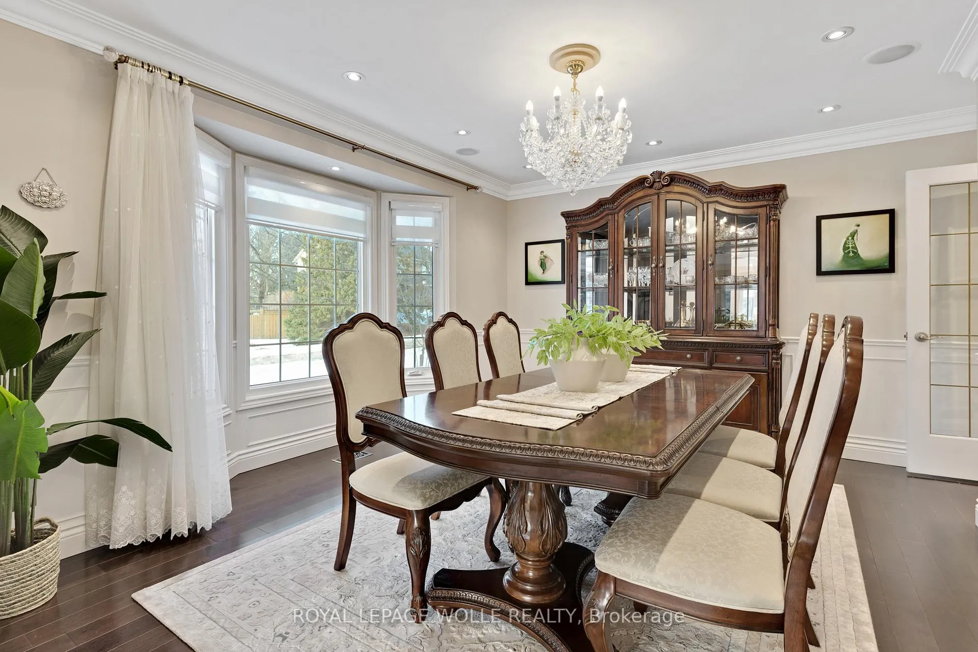 Photo 8 of 585 Wingrove Court, Waterloo — HOMEH