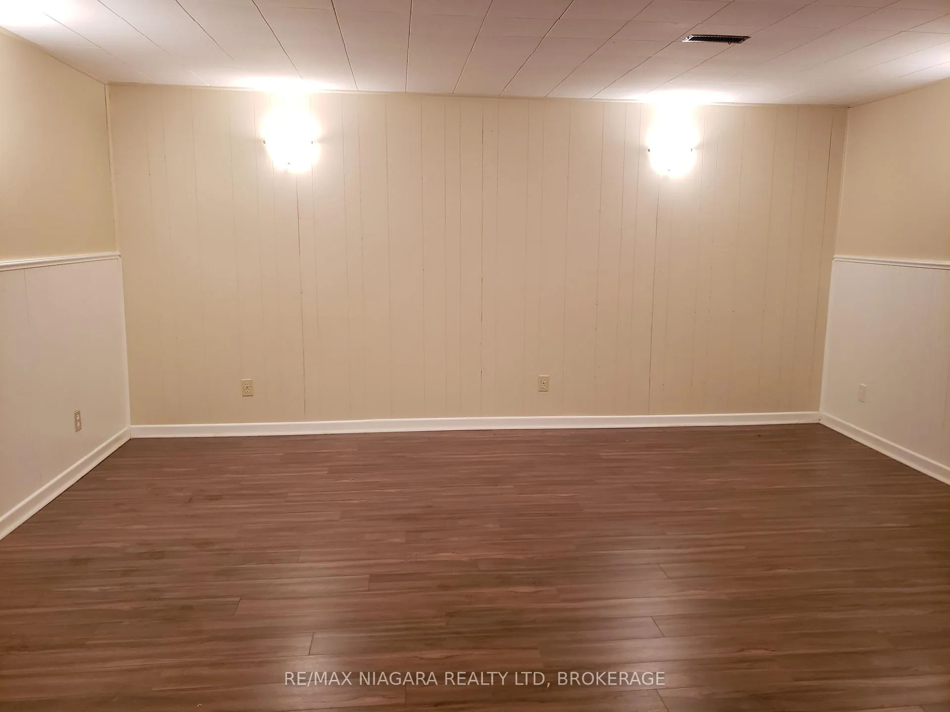 Photo 20 of Unit 7, 6767 Thorold Stone Road, Niagara Falls, Stamford — HOMEH