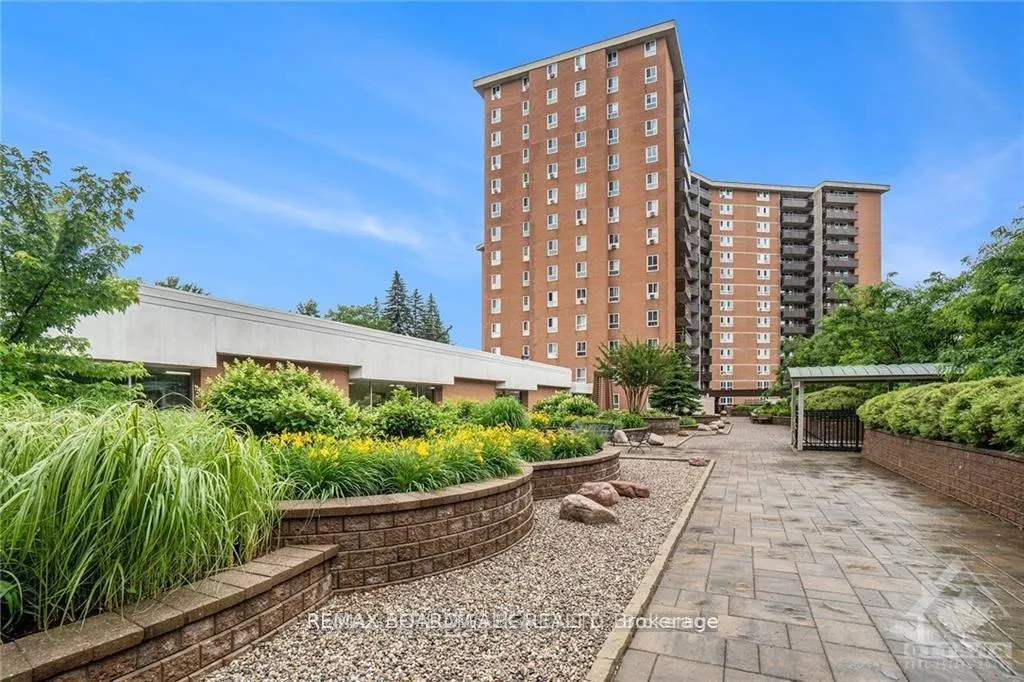 Photo 1 of Unit 717, 2000 Jasmine Crescent, Ottawa, Beacon Hill South — HOMEH
