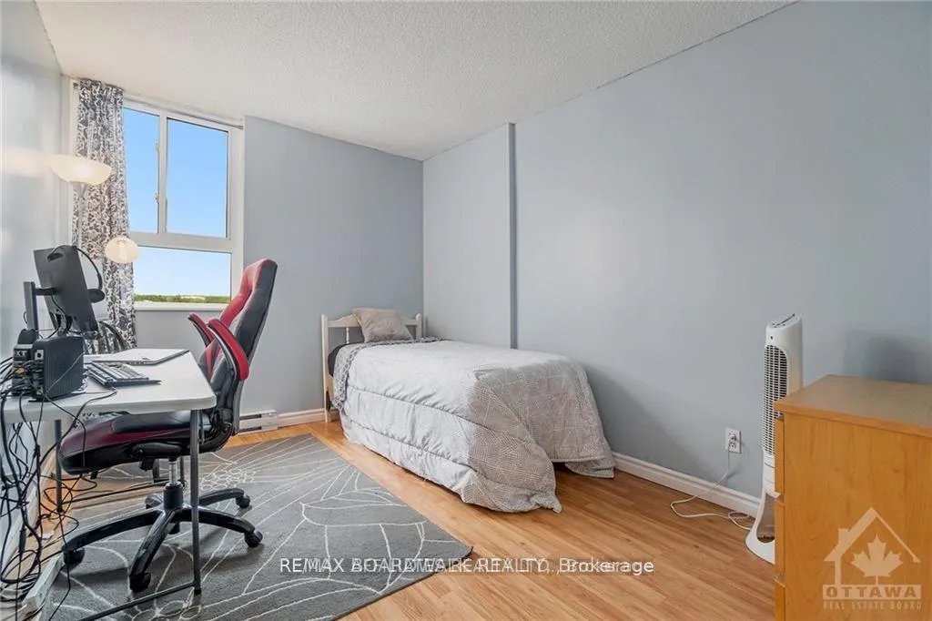 Photo 9 of Unit 717, 2000 Jasmine Crescent, Ottawa, Beacon Hill South — HOMEH