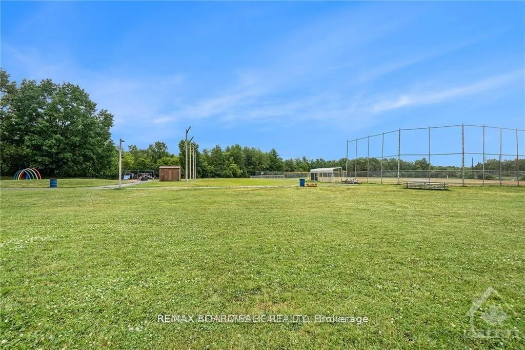 Photo 15 of Unit 717, 2000 Jasmine Crescent, Ottawa, Beacon Hill South — HOMEH