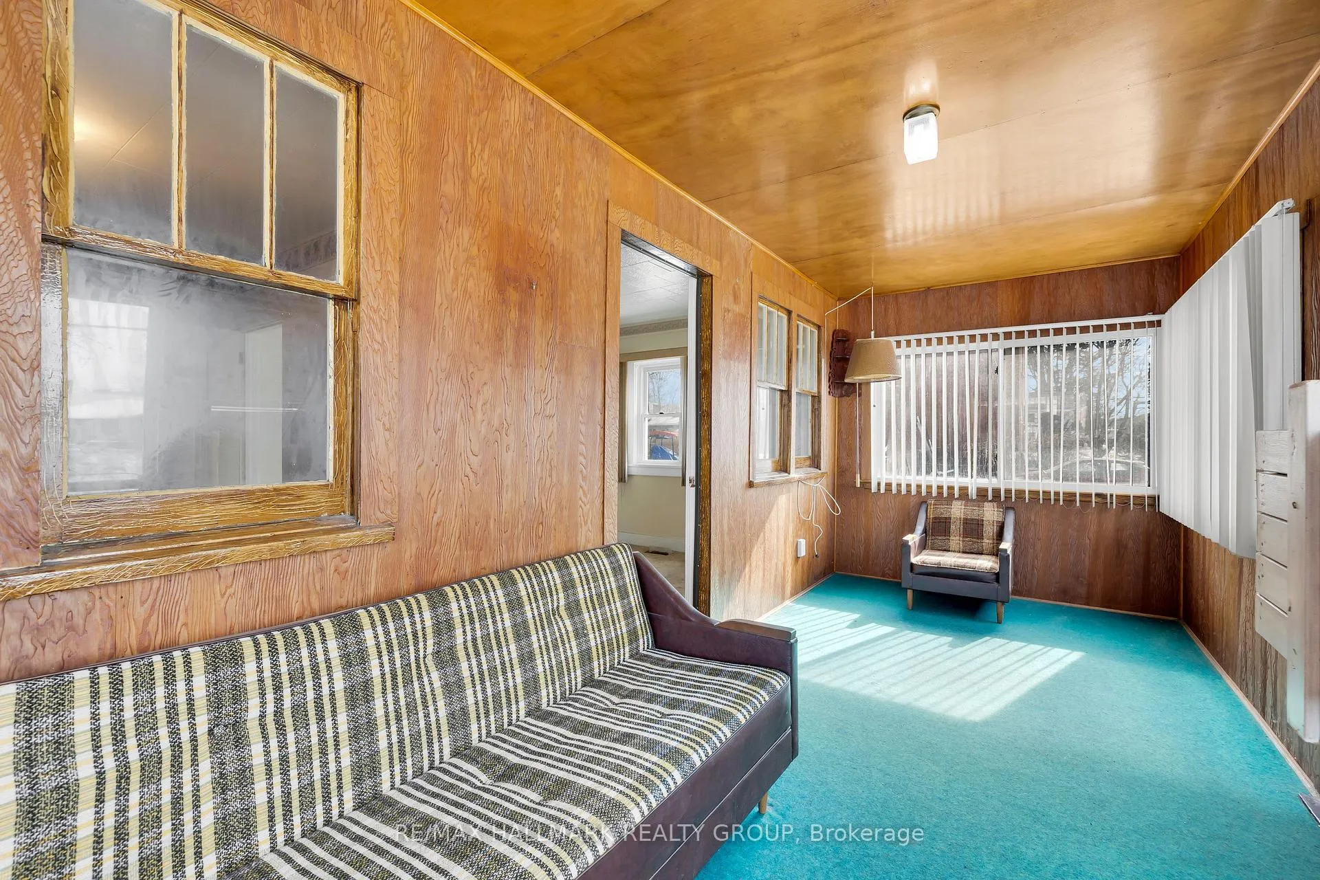 Photo 3 of 11 Maitland Street, Smiths Falls — HOMEH