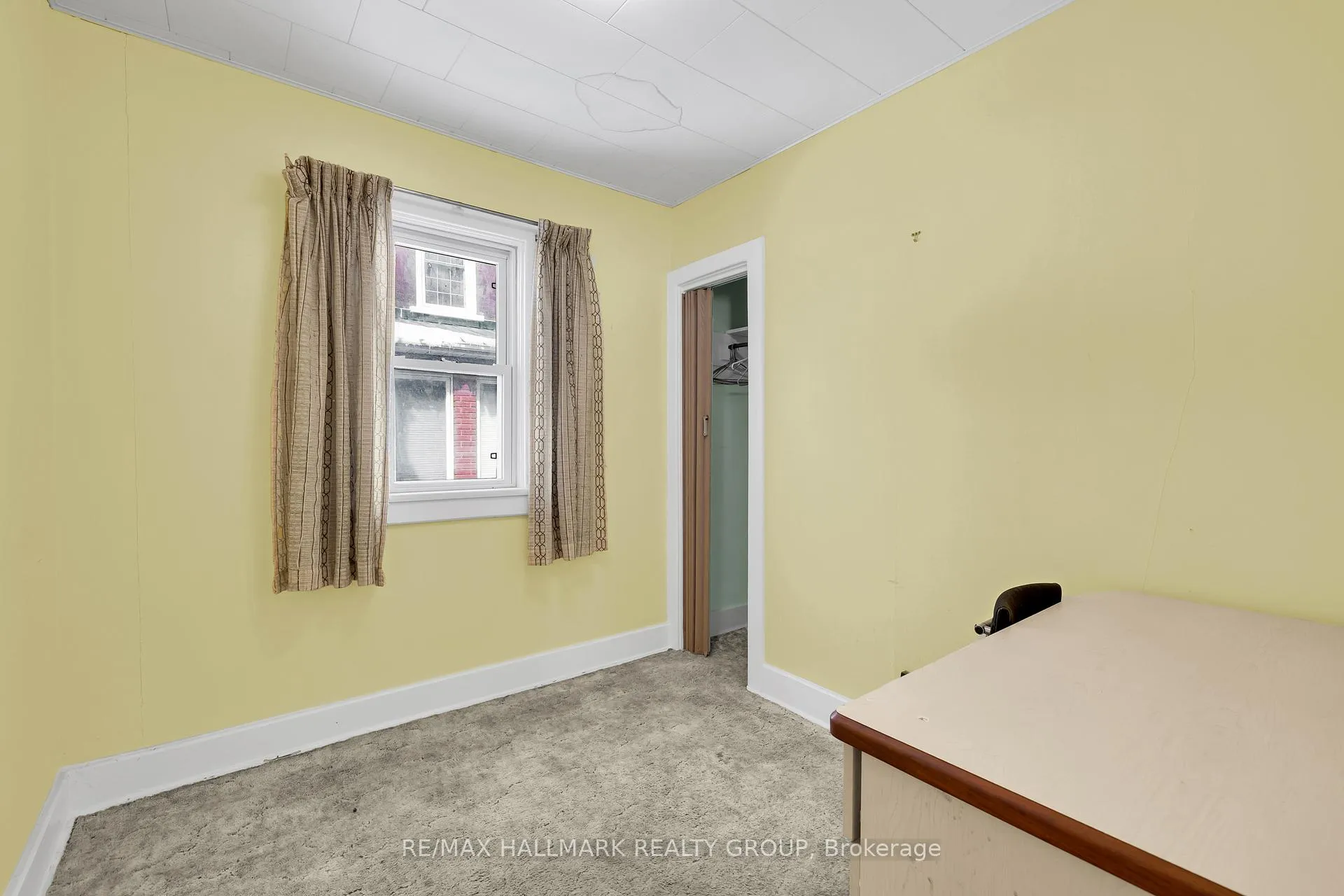 Photo 16 of 11 Maitland Street, Smiths Falls — HOMEH