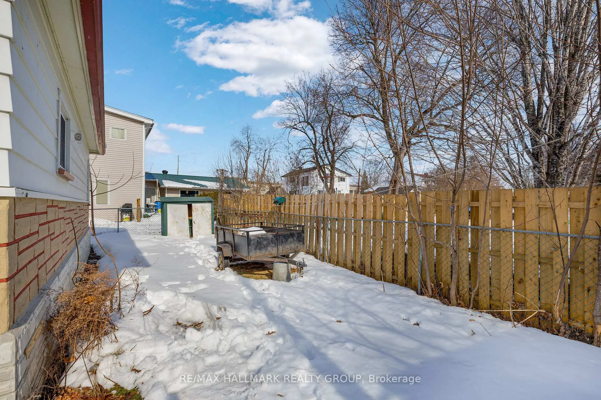 Photo 25 of 11 Maitland Street, Smiths Falls — HOMEH