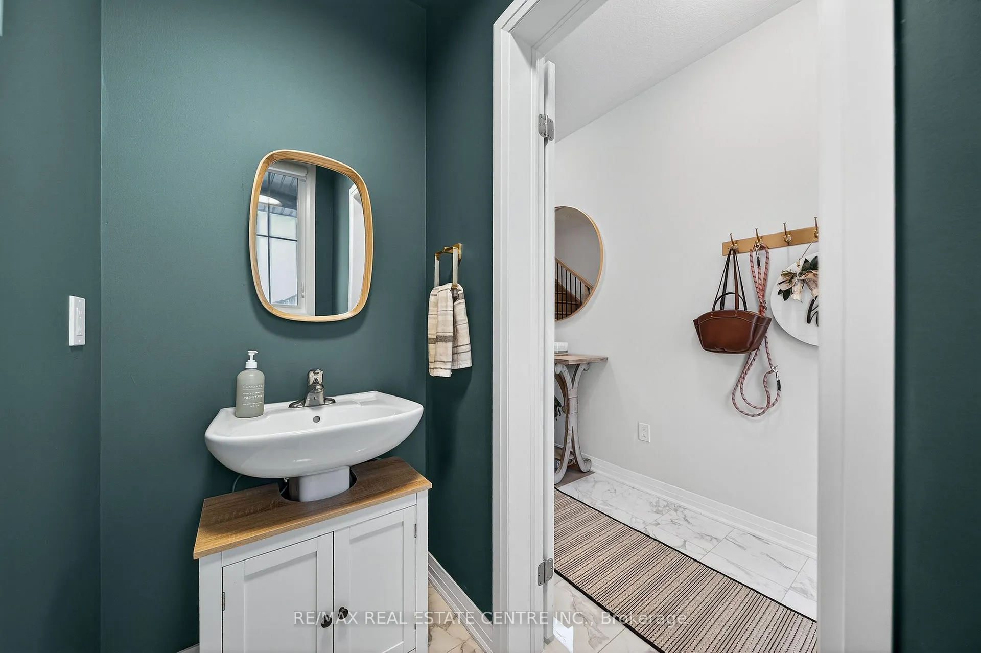 Photo 6 of 73 Mary Watson Street, North Dumfries — HOMEH