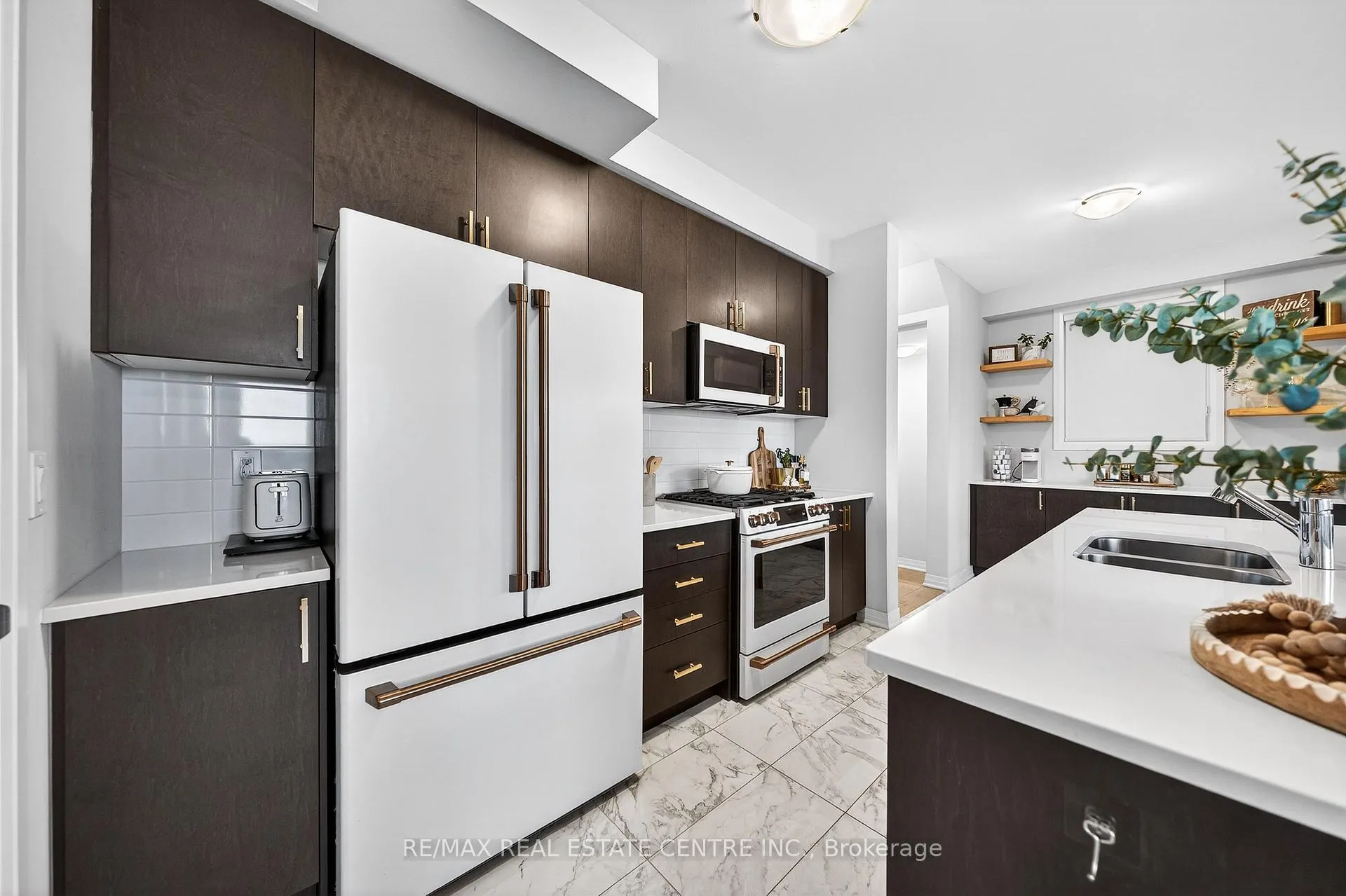 Photo 13 of 73 Mary Watson Street, North Dumfries — HOMEH