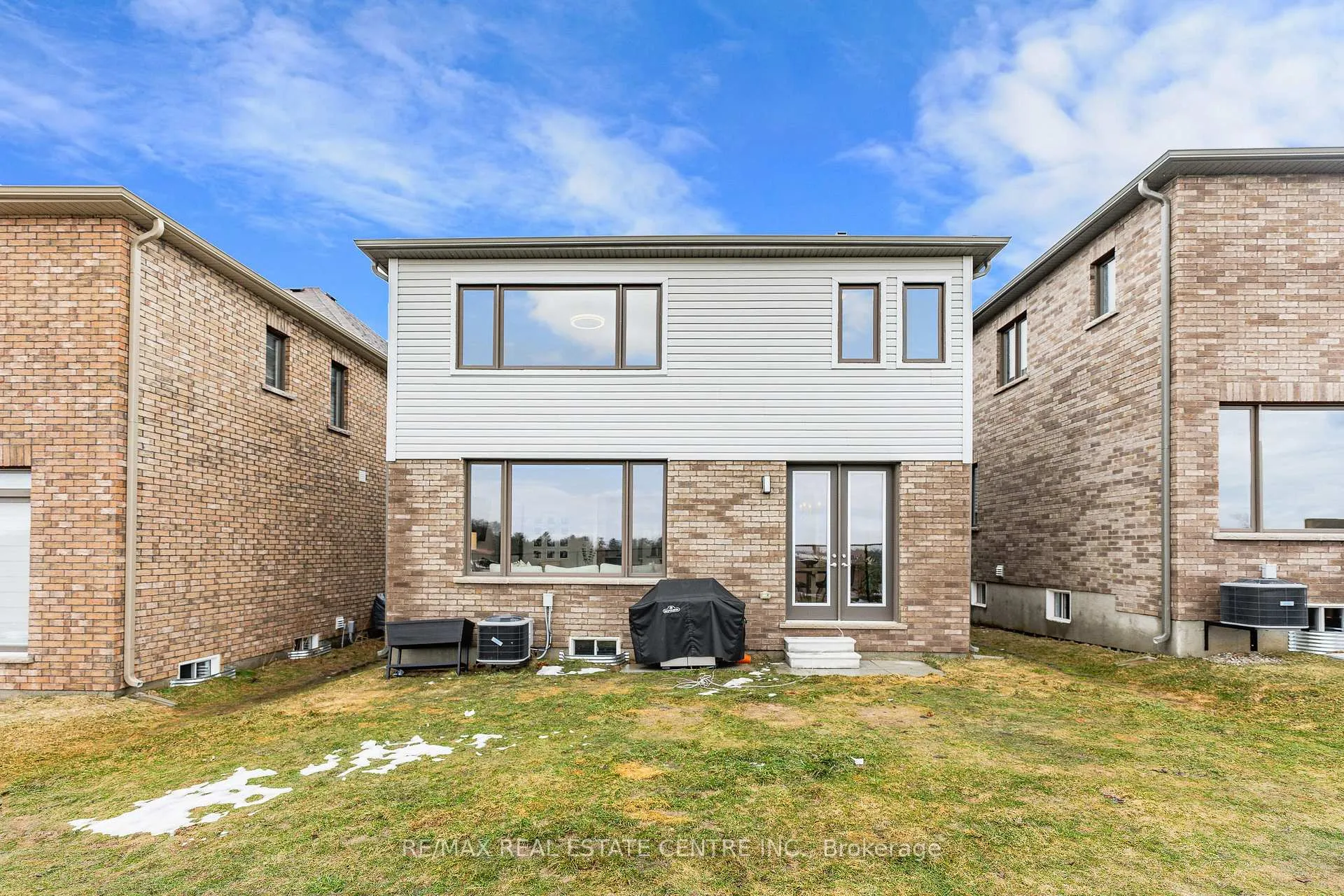 Photo 46 of 73 Mary Watson Street, North Dumfries — HOMEH