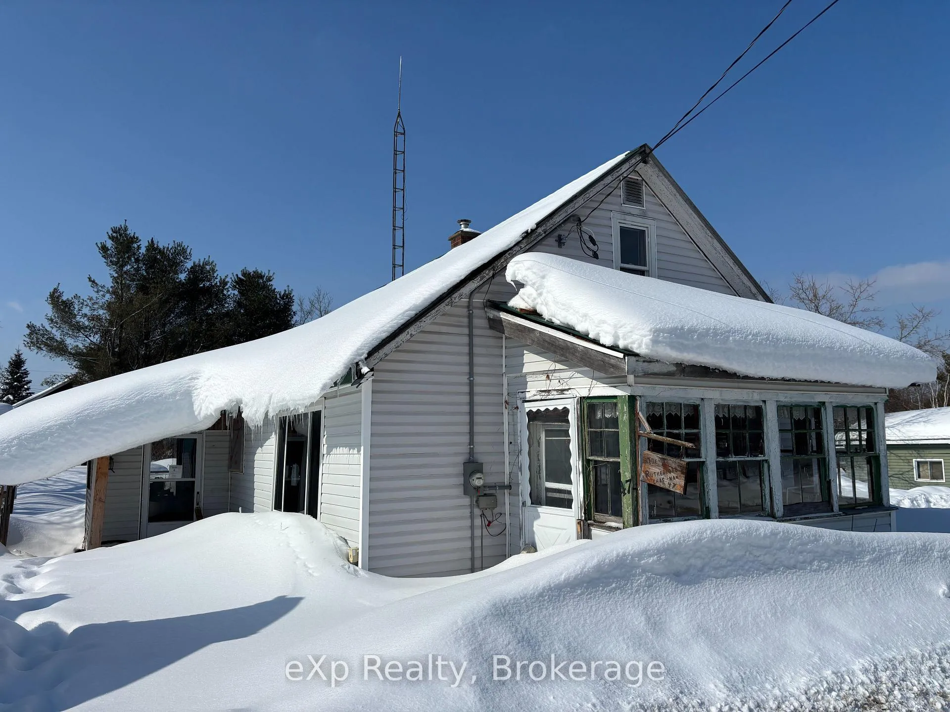 Front of 47 Muskoka Road