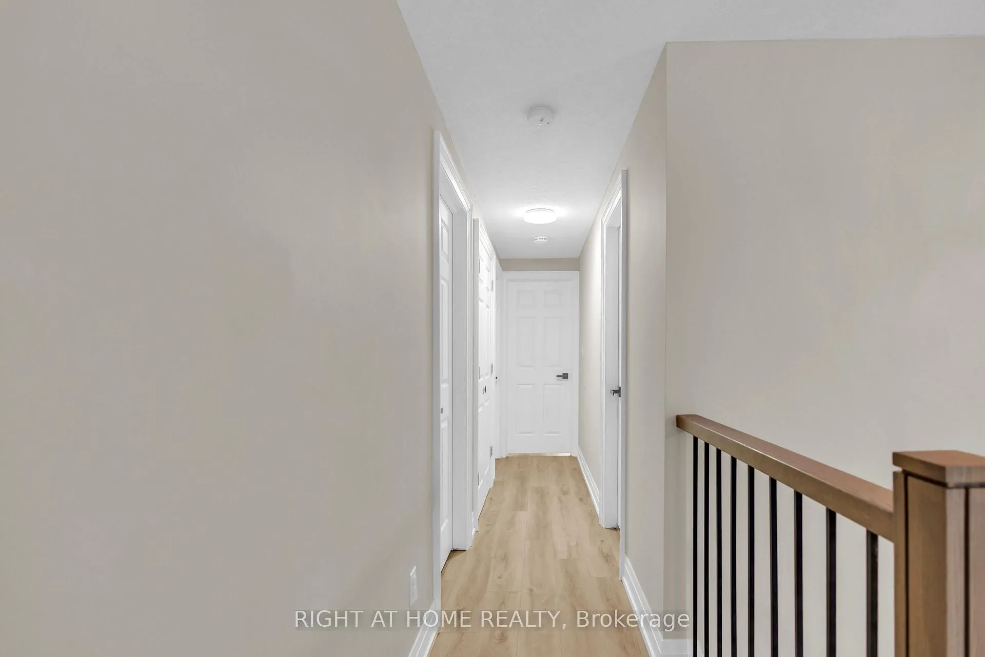 Photo 23 of 552 Activa Avenue, Kitchener, Larentian West — HOMEH