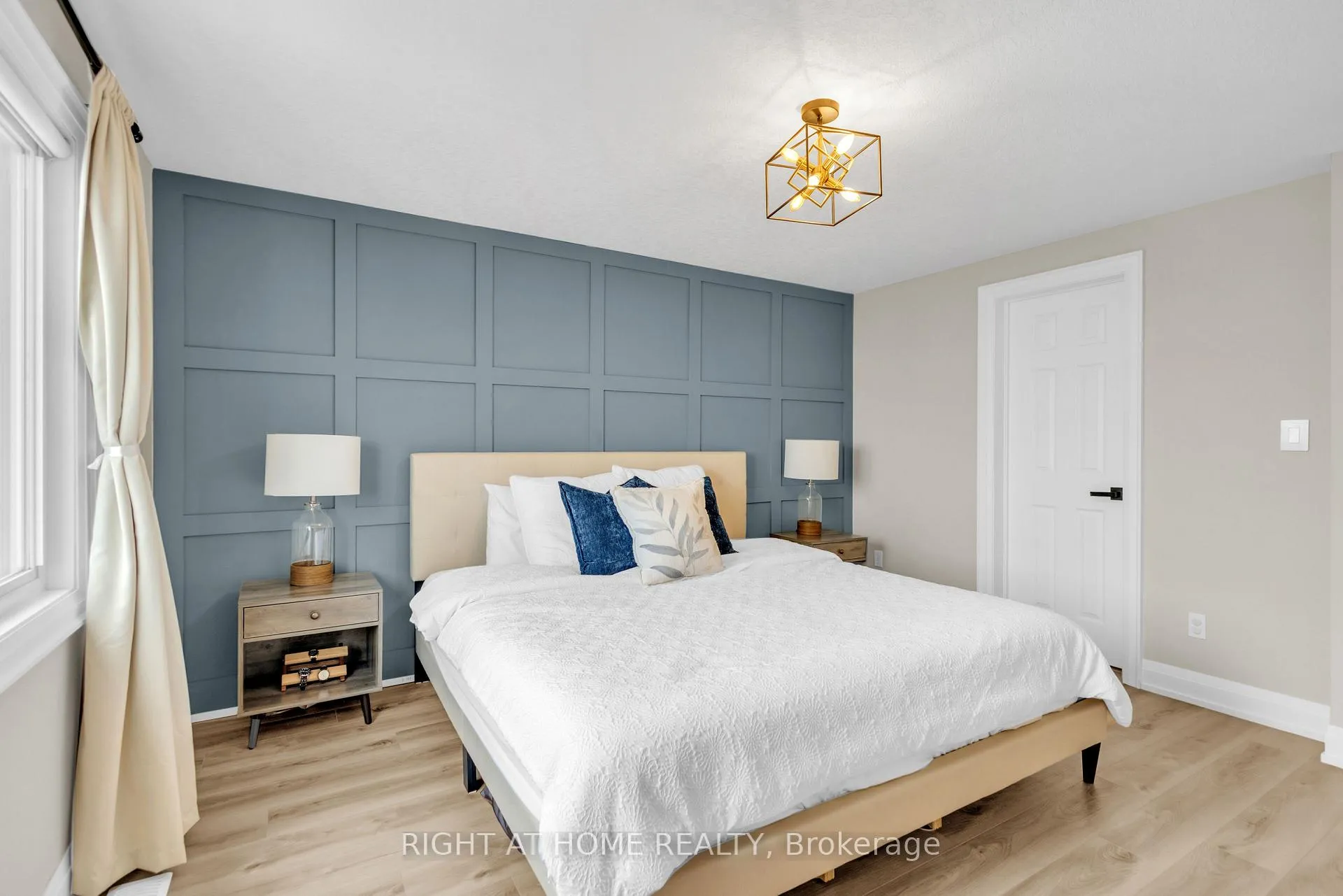 Photo 26 of 552 Activa Avenue, Kitchener, Larentian West — HOMEH