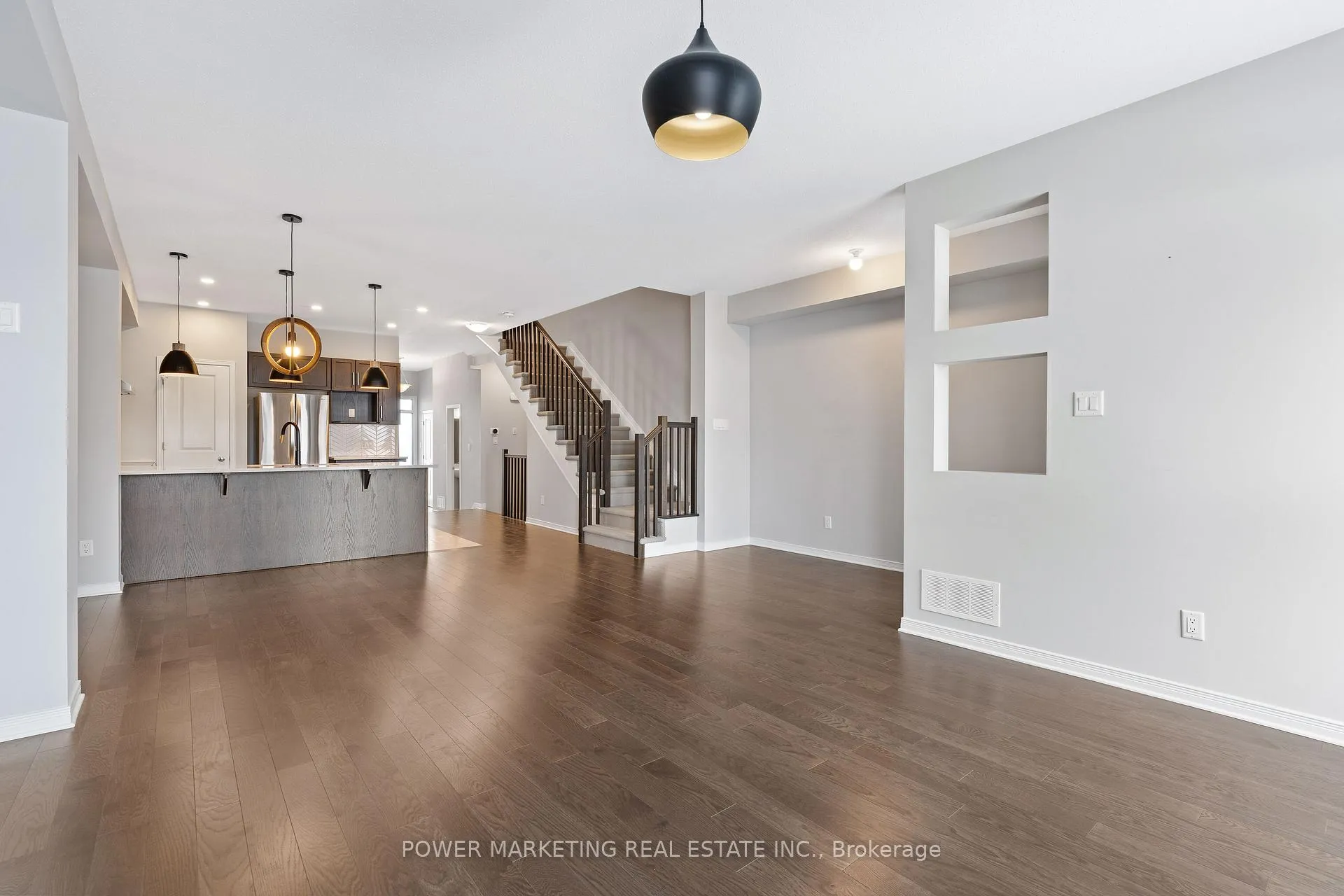 Photo 15 of 497 Cope Drive, Ottawa, Kanata - Emerald Meadows/Trailwest — HOMEH
