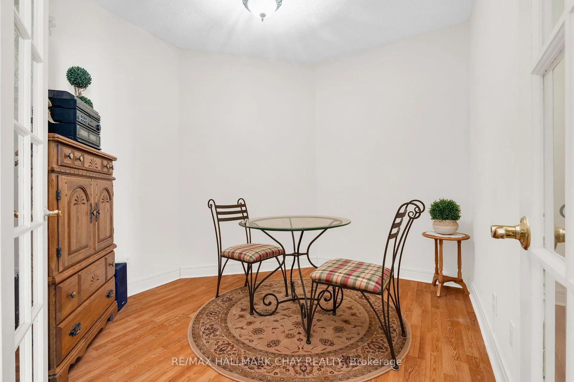 Photo 5 of Unit PH 2-4, 2 Toronto Street, Barrie, City Centre — HOMEH