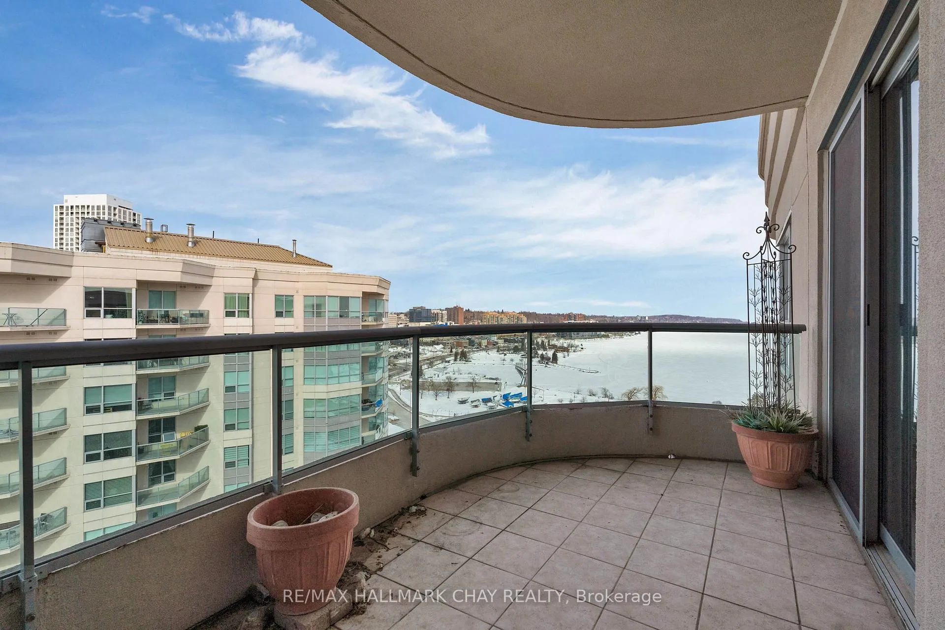 Photo 14 of Unit PH 2-4, 2 Toronto Street, Barrie, City Centre — HOMEH