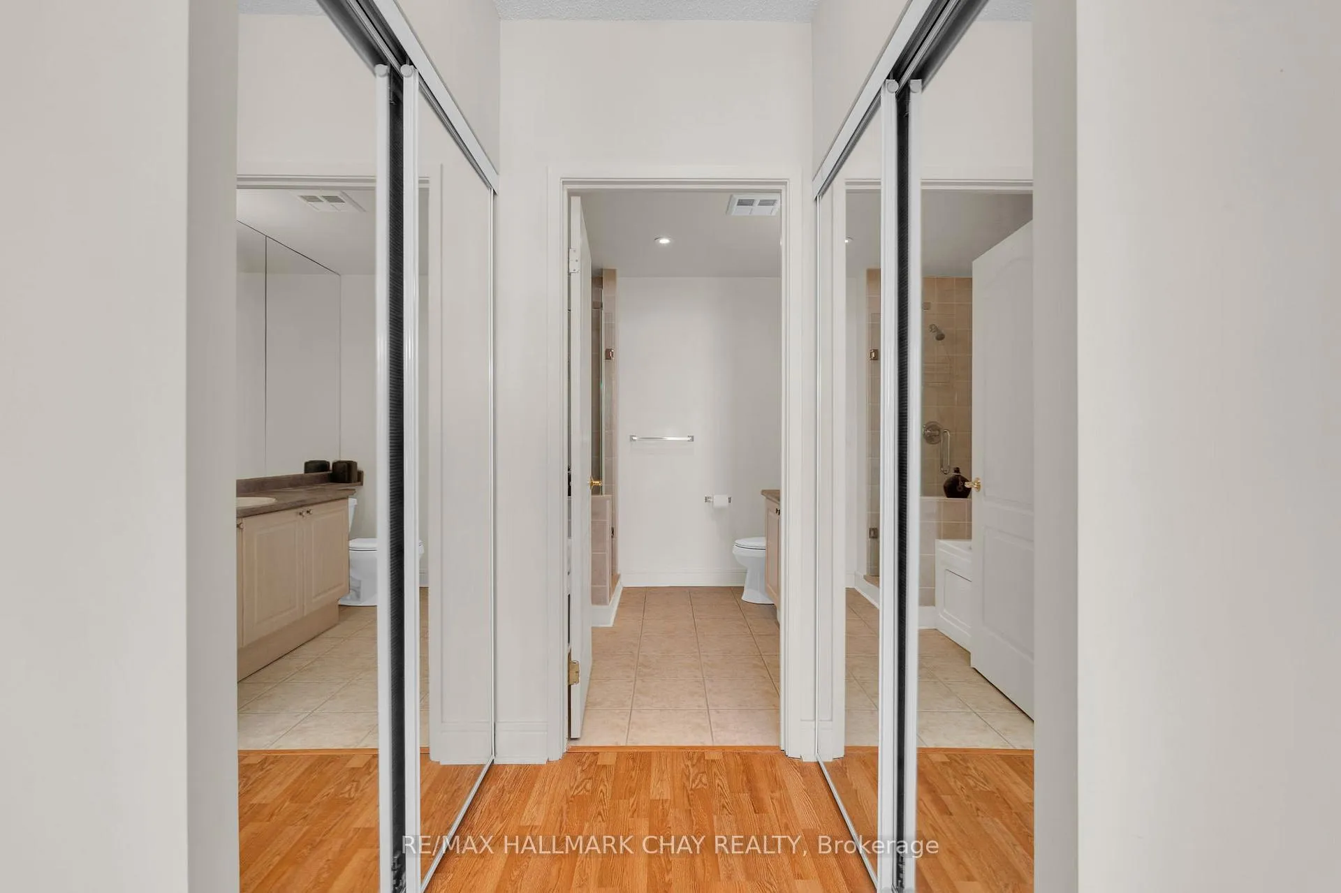 Photo 18 of Unit PH 2-4, 2 Toronto Street, Barrie, City Centre — HOMEH