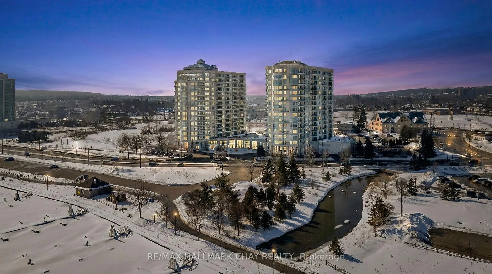 Photo 23 of Unit PH 2-4, 2 Toronto Street, Barrie, City Centre — HOMEH