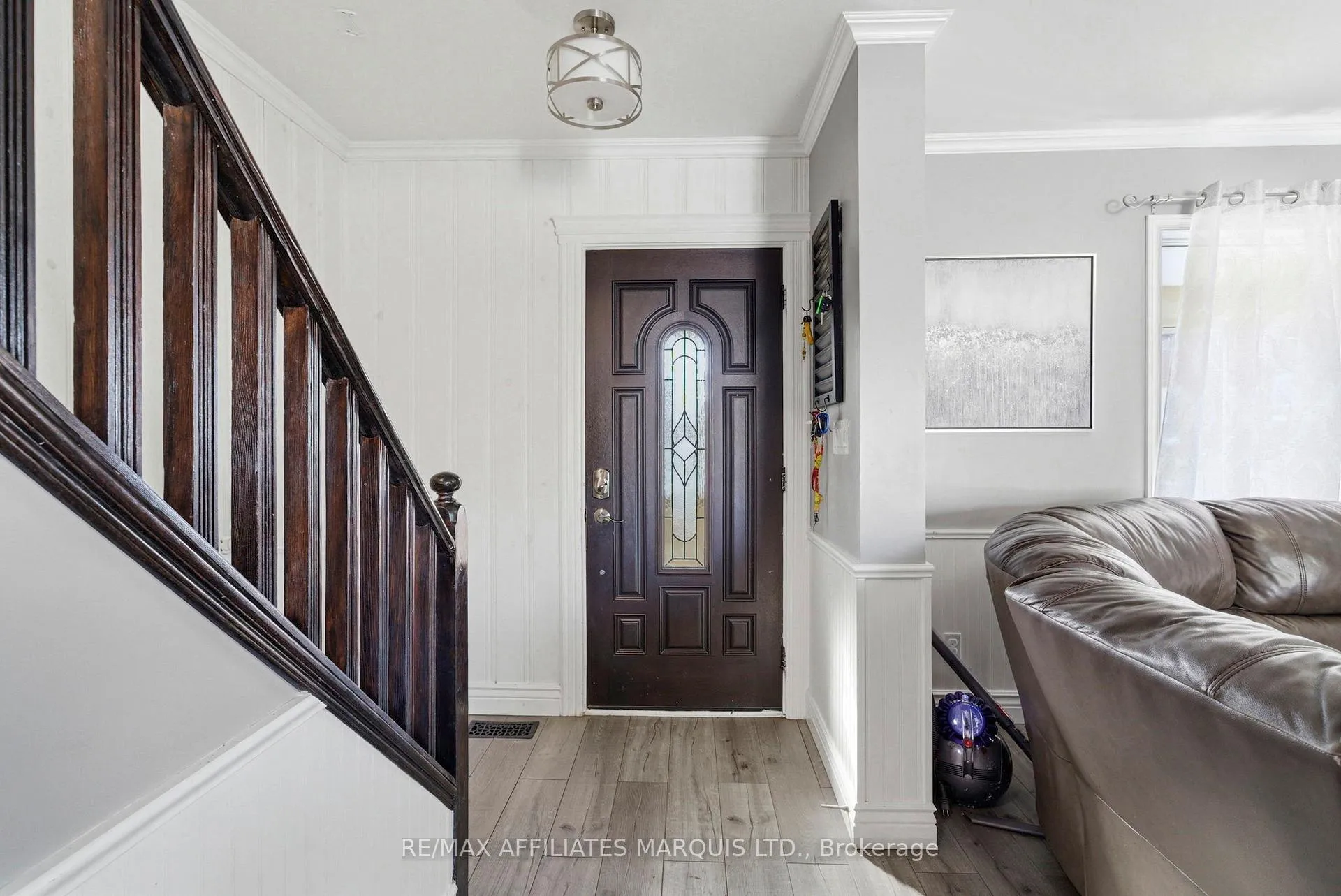 Photo 6 of 315 Fourth Street W, Cornwall — HOMEH