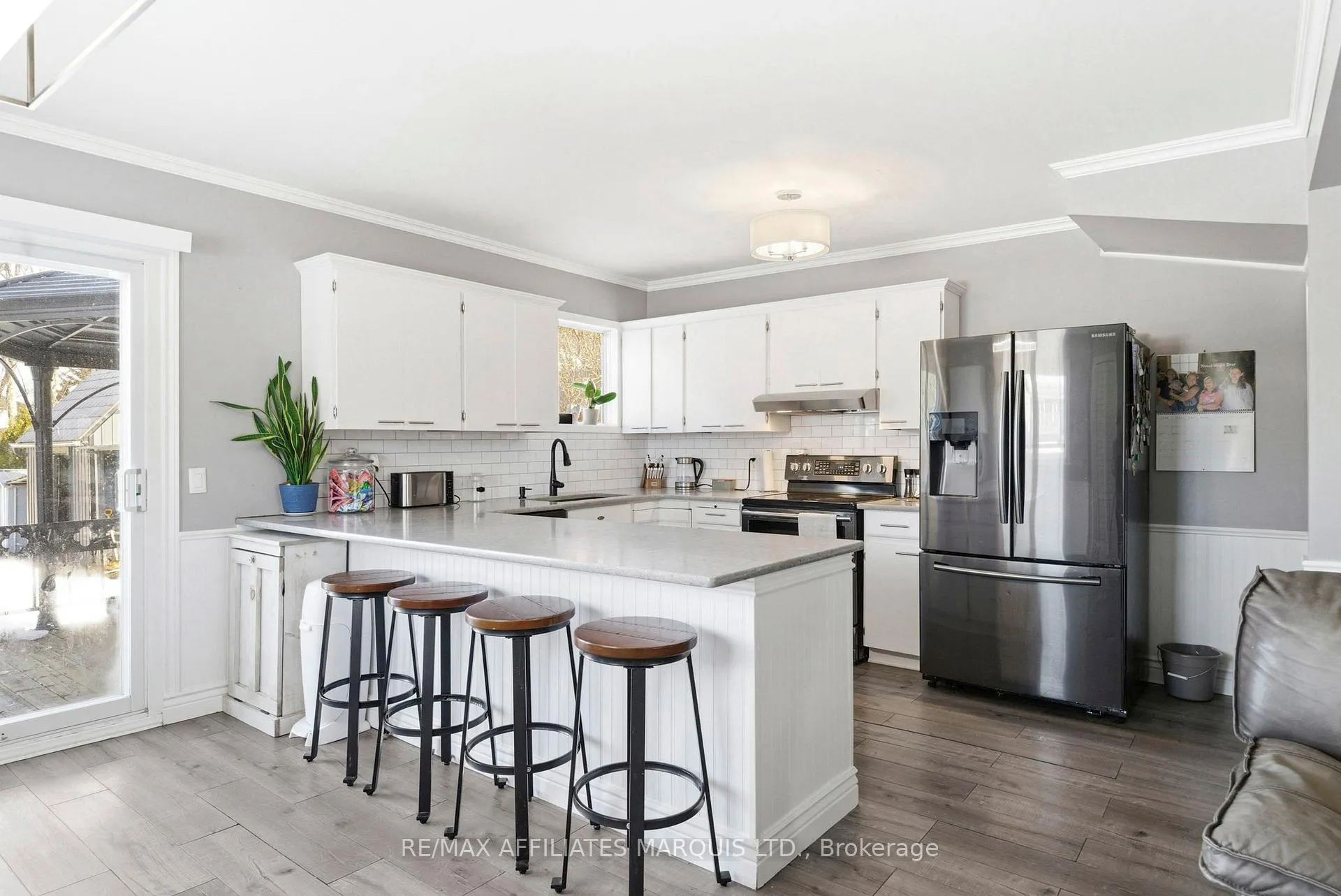 Photo 12 of 315 Fourth Street W, Cornwall — HOMEH