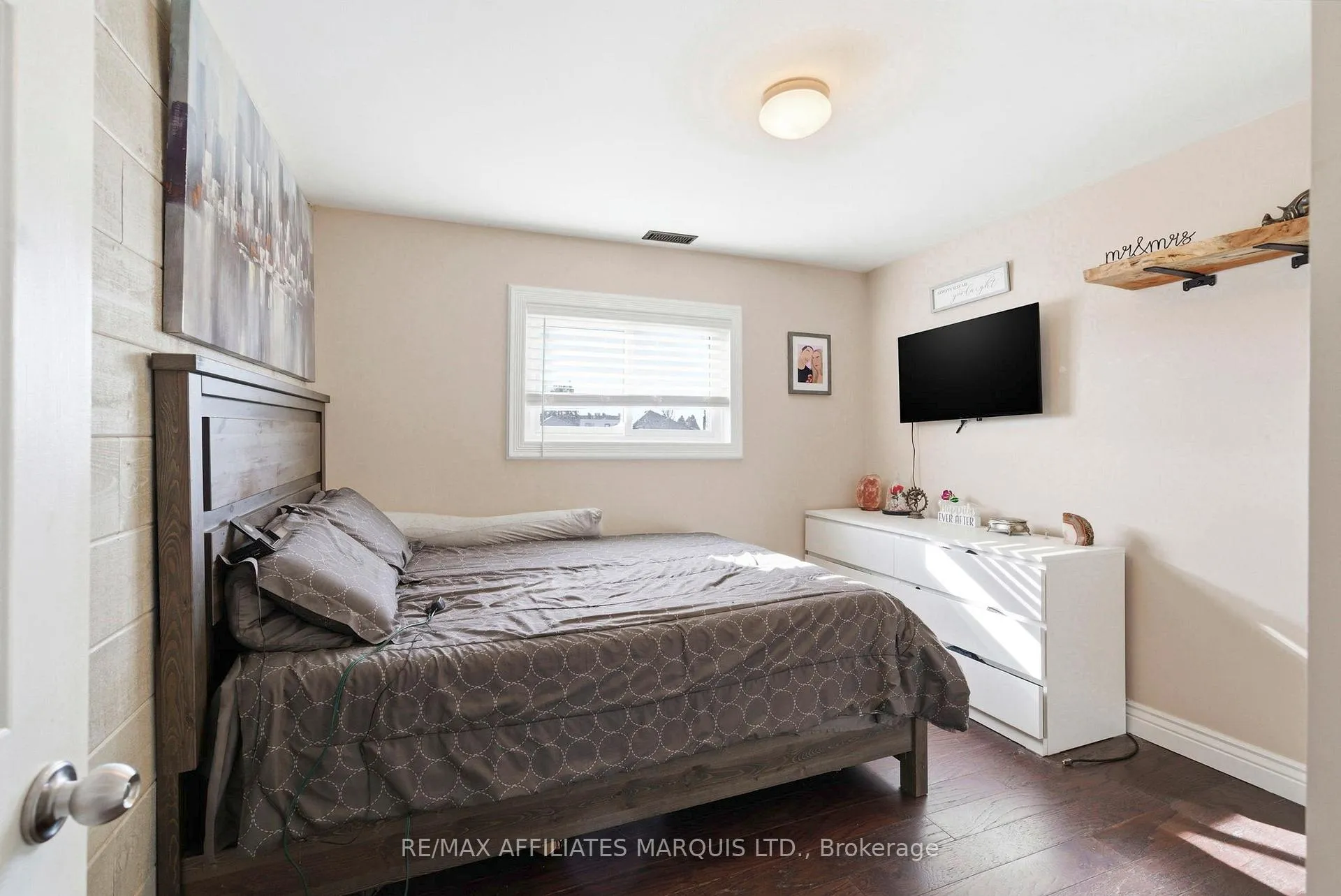 Photo 18 of 315 Fourth Street W, Cornwall — HOMEH