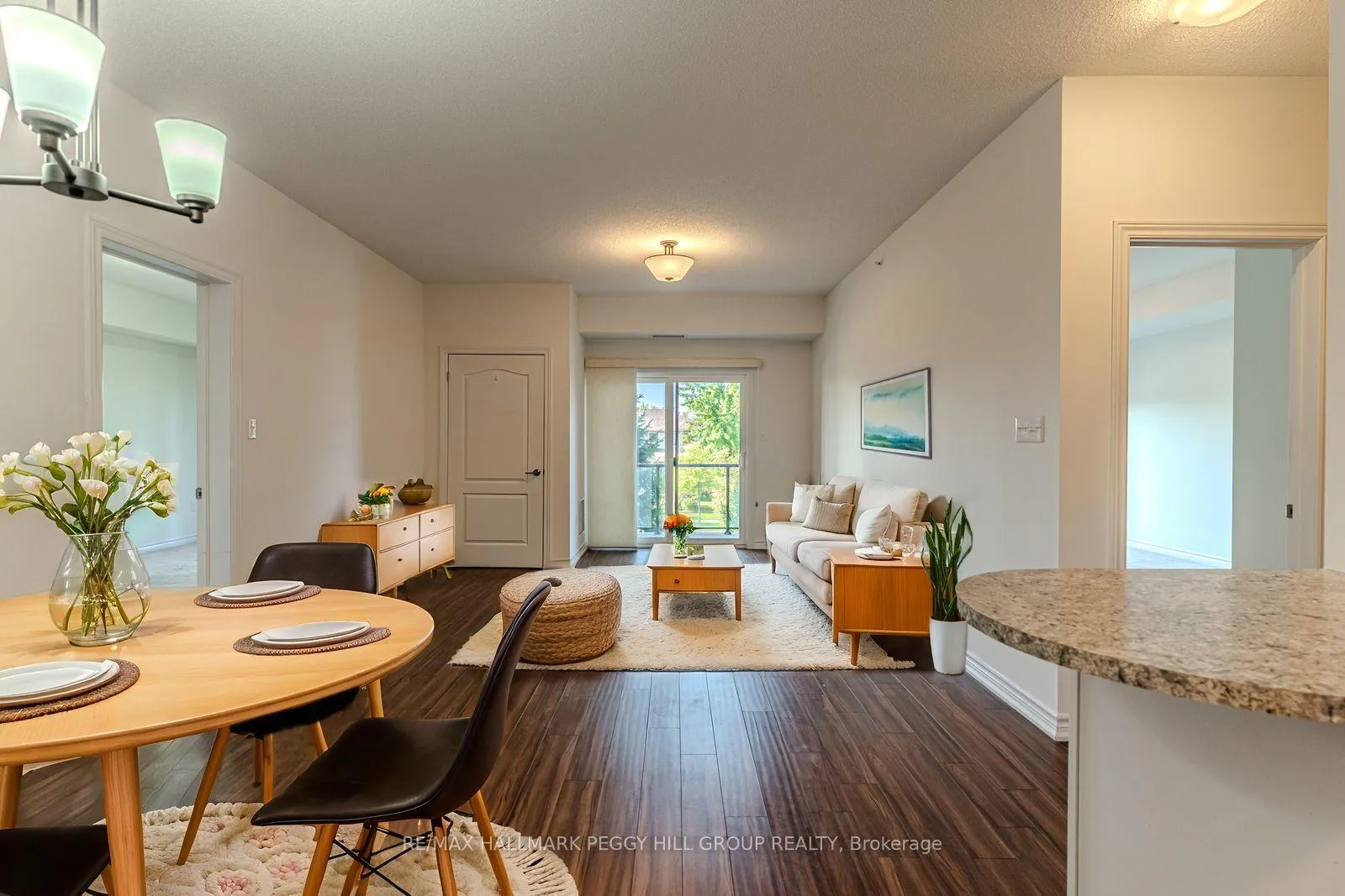 Photo 3 of Unit 110, 100 Dean Avenue, Barrie, Painswick South — HOMEH