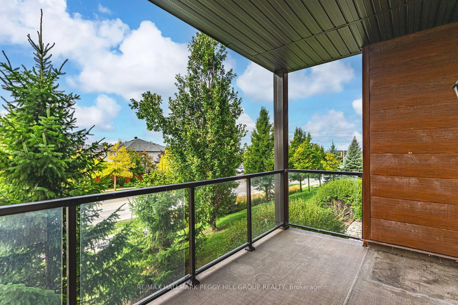 Photo 9 of Unit 110, 100 Dean Avenue, Barrie, Painswick South — HOMEH
