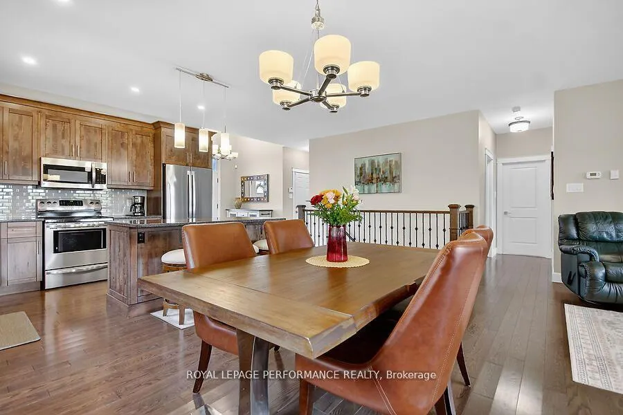 Photo 16 of 136 Sheppard Avenue, Drummond/North Elmsley, Drummond N Elmsley (Drummond) Twp — HOMEH