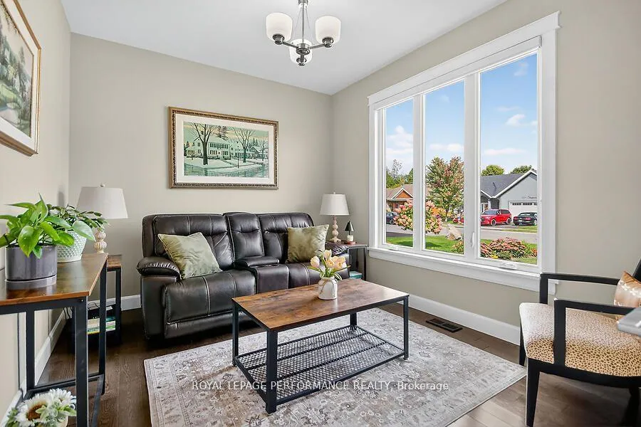 Photo 23 of 136 Sheppard Avenue, Drummond/North Elmsley, Drummond N Elmsley (Drummond) Twp — HOMEH